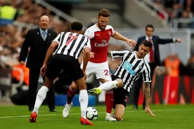 热火末节仅得8分遭魔术25分逆转 灰熊大胜老鹰