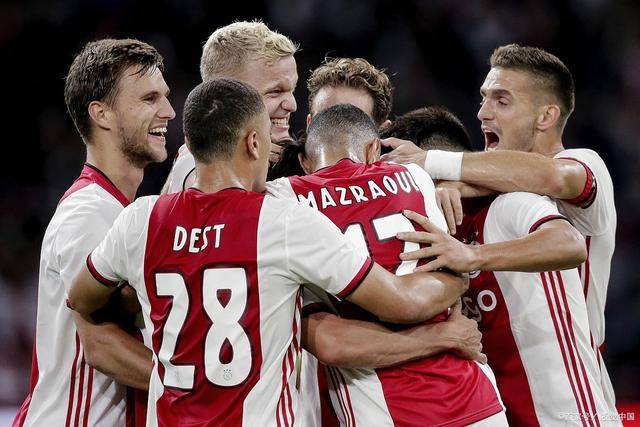 罗马诺：曼城青训队17岁小将正被多家俱乐部关注